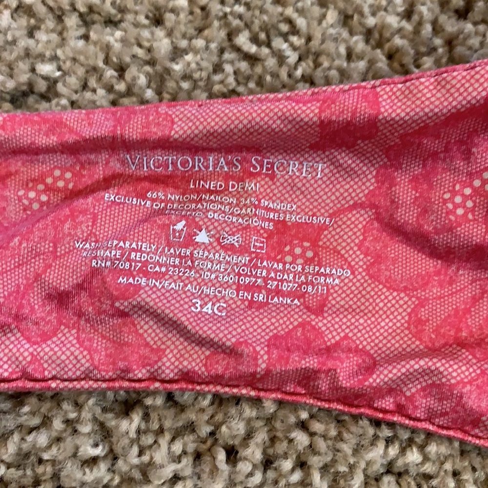 Victoria’s Secret lined Demi bra - Picture 3 of 4